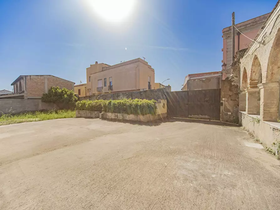 Immagine 12 di Casa semindipendente in vendita  in Via Oristano a Sinnai