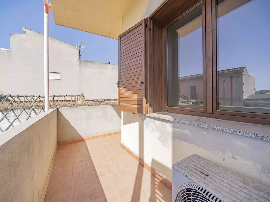 Immagine 10 di Casa semindipendente in vendita  in Via Oristano a Sinnai