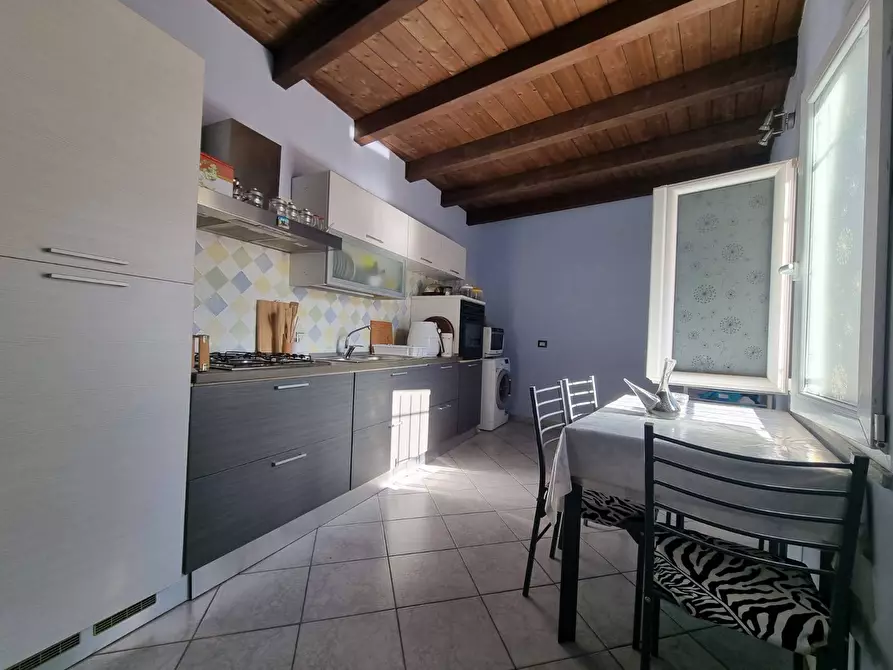 Immagine 5 di Casa indipendente in vendita  in Via Asquer Di Flumini a Elmas