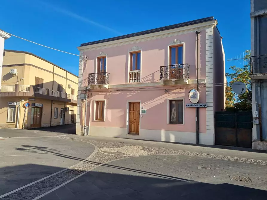 Immagine 1 di Casa semindipendente in vendita  in Via Umberto I a Gonnesa