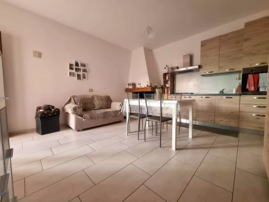 Immagine 3 di Casa semindipendente in vendita  in Via Umberto I a Gonnesa