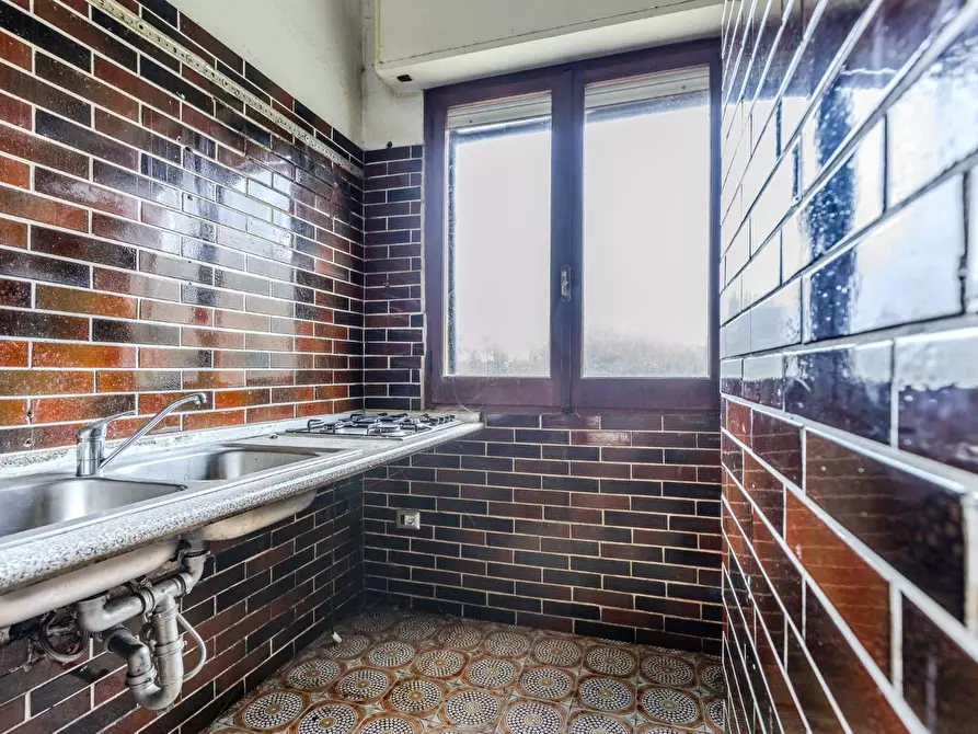 Immagine 21 di Villa in vendita  in Via Delle Acacie a Cagliari