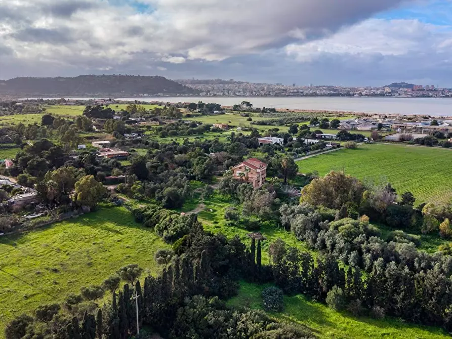 Immagine 24 di Villa in vendita  in Via Delle Acacie a Cagliari