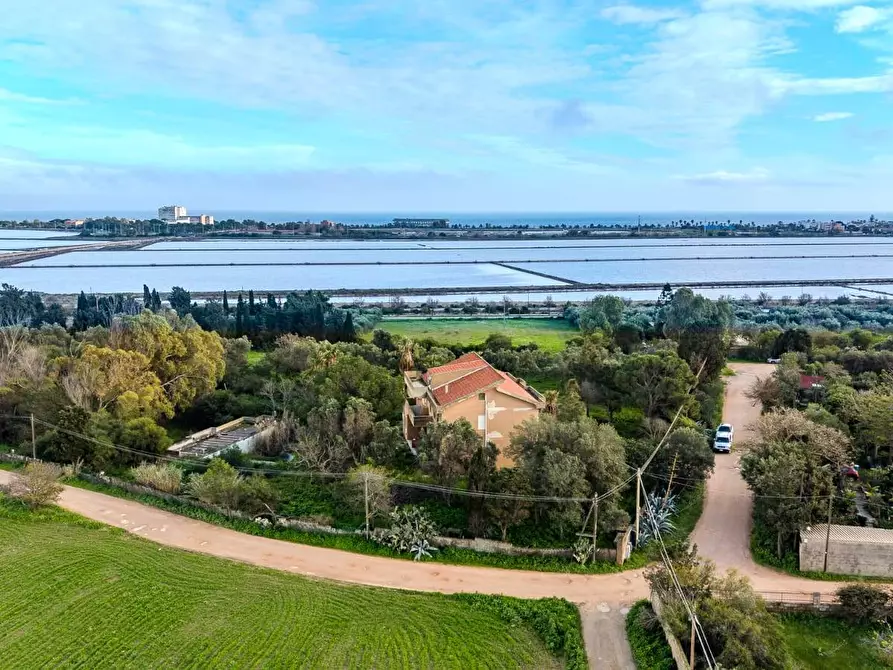 Immagine 28 di Villa in vendita  in Via Delle Acacie a Cagliari