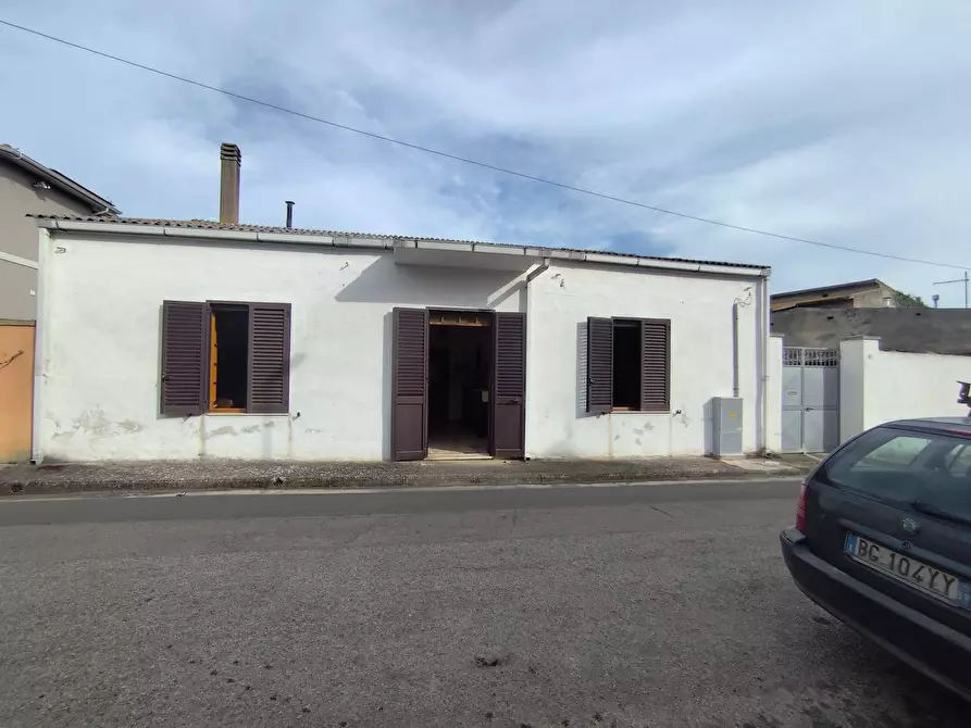 Immagine 1 di Casa indipendente in vendita  in Via Verdi a Nuraminis