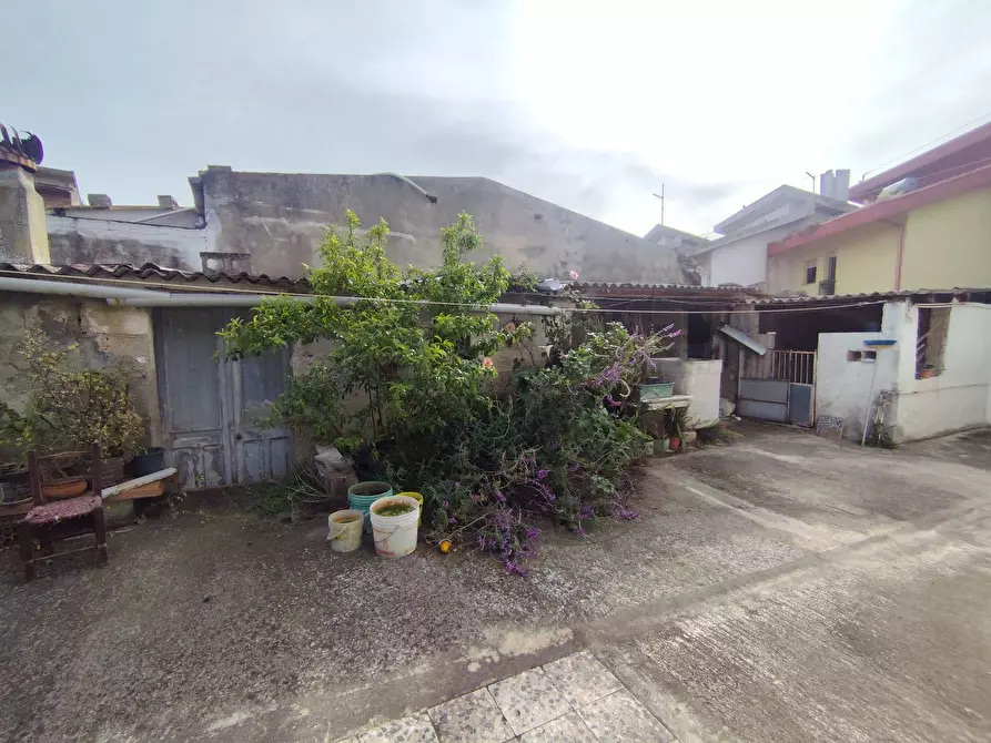 Immagine 10 di Casa indipendente in vendita  in Via Verdi a Nuraminis
