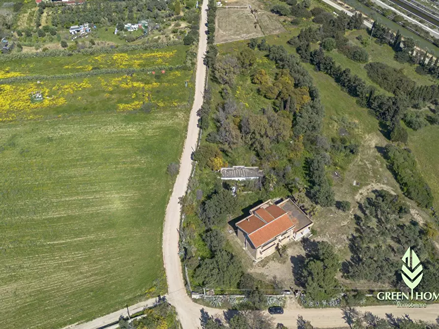 Immagine 29 di Villa in vendita  in Via Delle Acacie a Cagliari