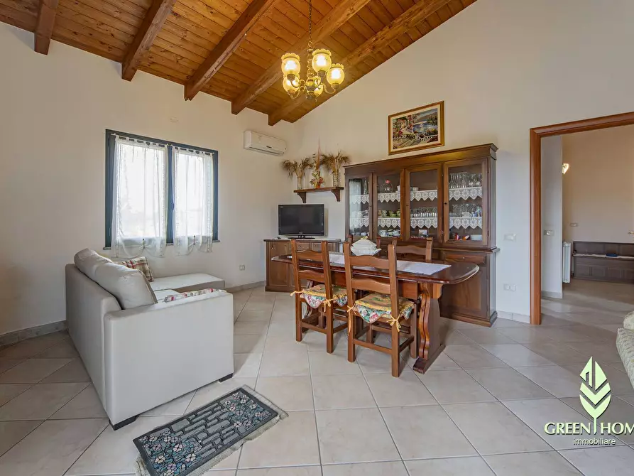 Immagine 11 di Casa semindipendente in vendita  in Via Roma a Guasila