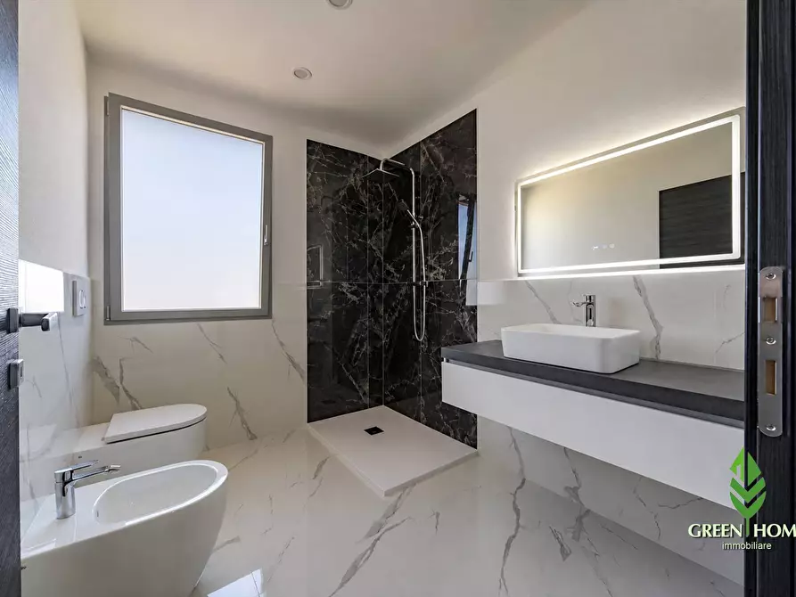 Immagine 12 di Appartamento in vendita  in Via Nazionale a Monastir
