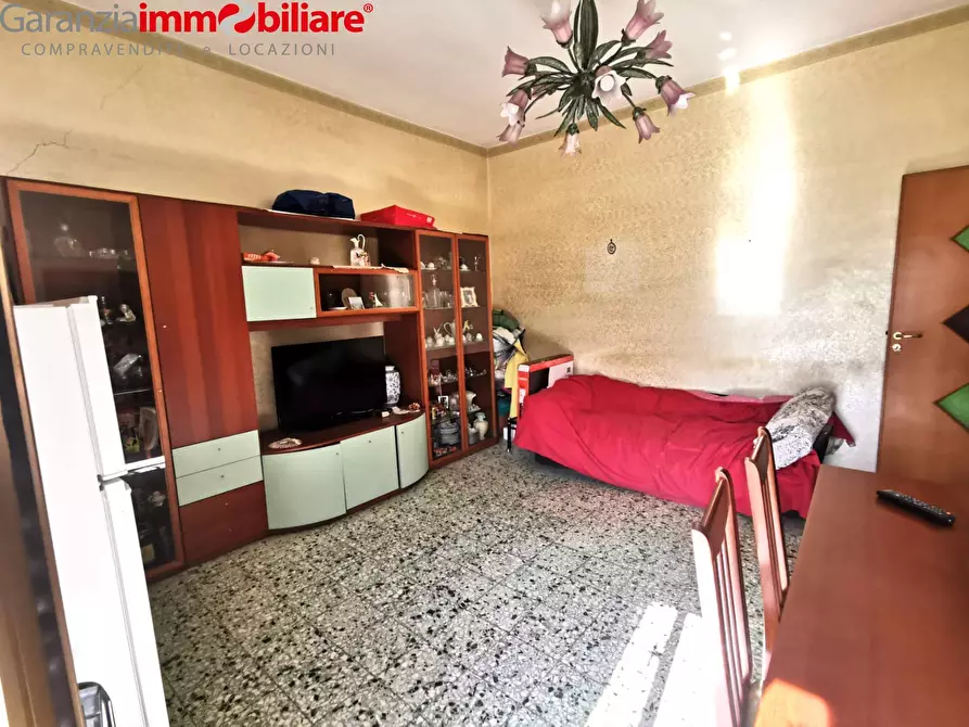 Immagine 1 di Appartamento in vendita  in via carrascosa a Napoli