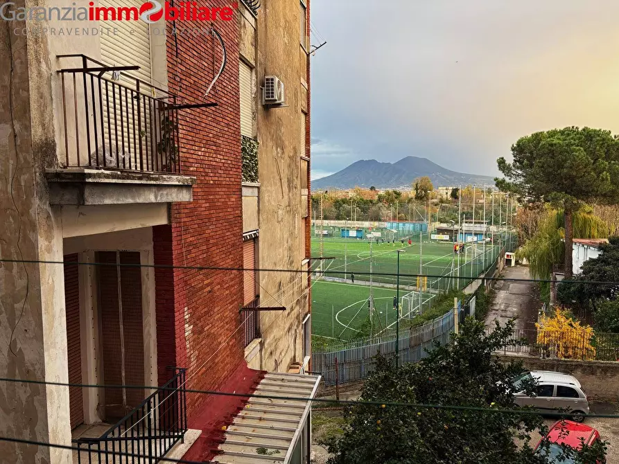 Immagine 2 di Appartamento in vendita  in Via Gherardo Marone a Napoli