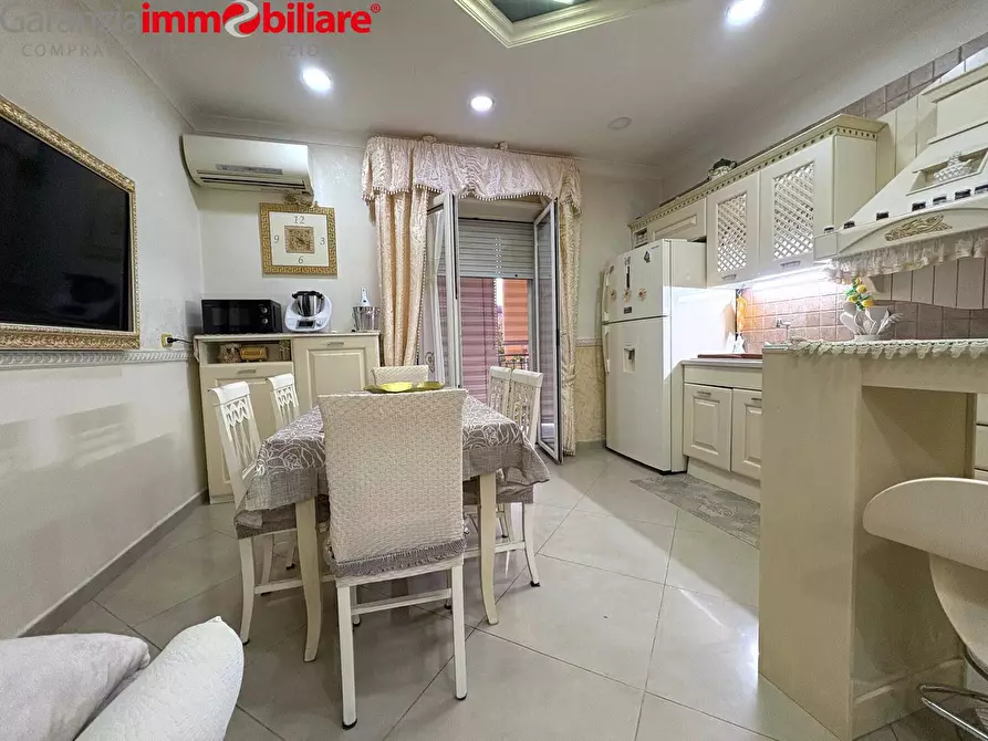 Immagine 5 di Appartamento in vendita  in Via Gherardo Marone a Napoli