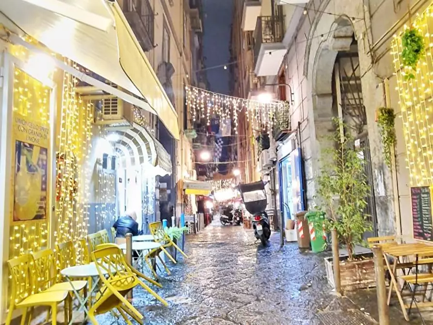 Immagine 19 di Appartamento in vendita  in vico lungo del gelso a Napoli