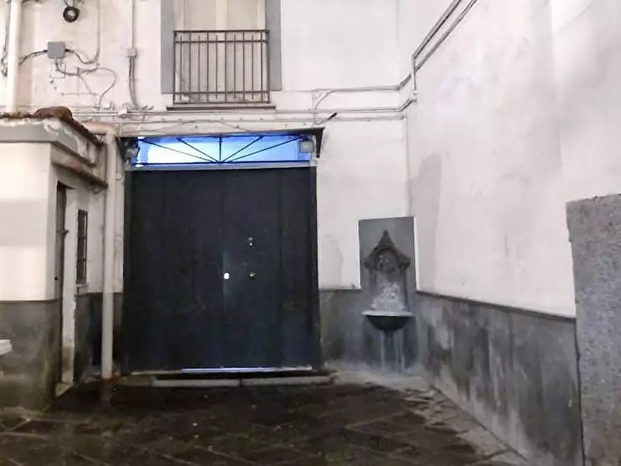 Immagine 21 di Appartamento in vendita  in vico lungo del gelso a Napoli