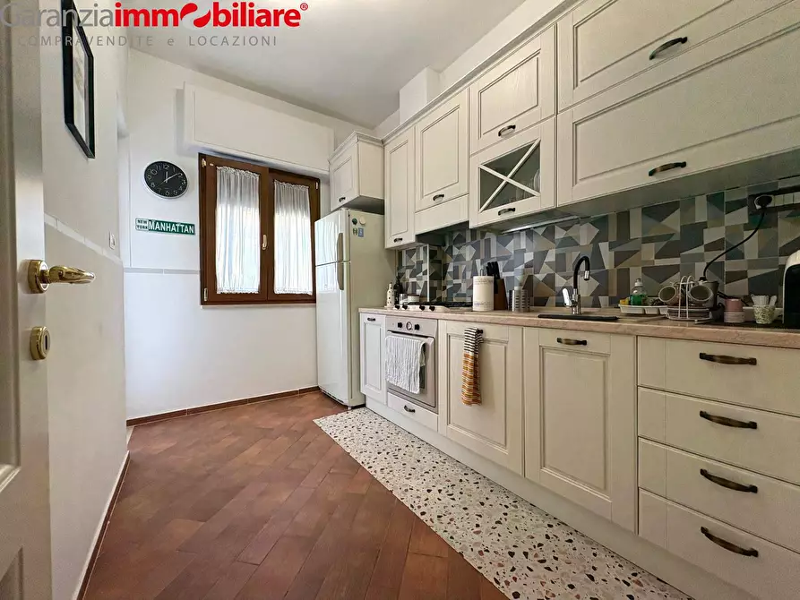 Immagine 7 di Appartamento in vendita  in Via Consalvo a Napoli