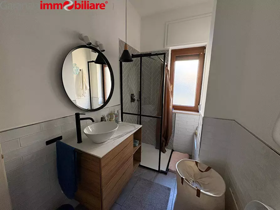 Immagine 12 di Appartamento in vendita  in Via Consalvo a Napoli