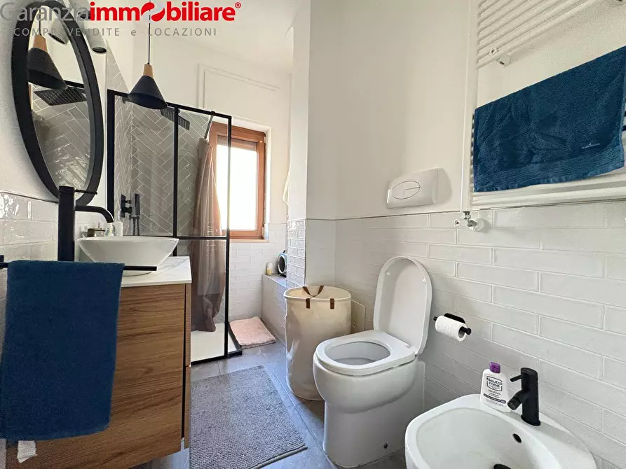 Immagine 13 di Appartamento in vendita  in Via Consalvo a Napoli