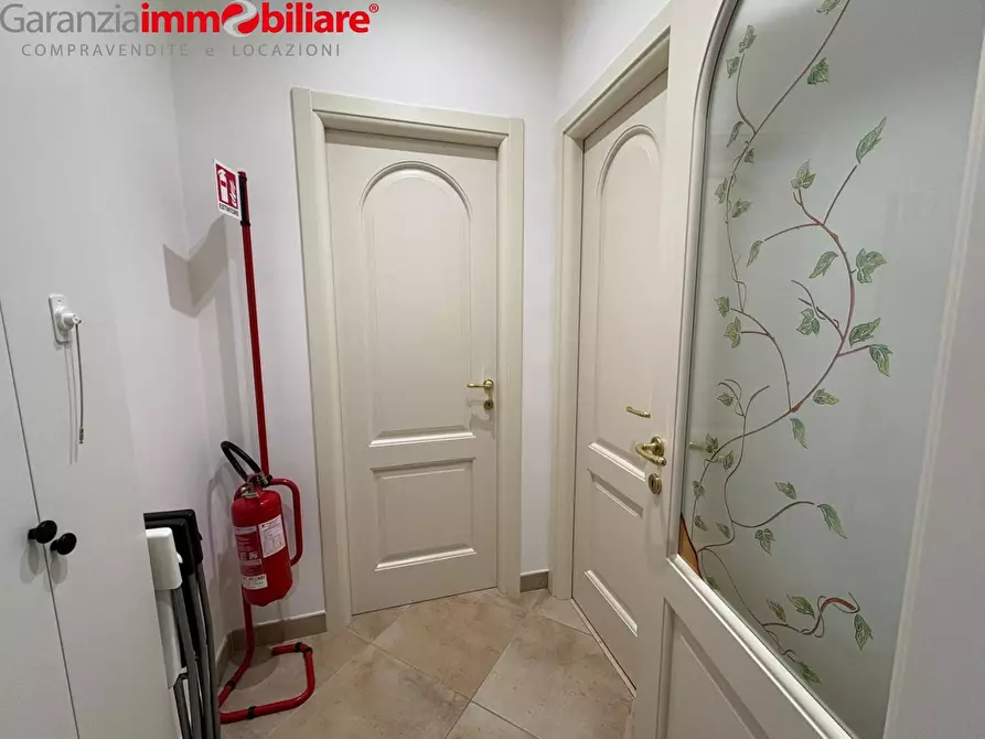 Immagine 16 di Appartamento in vendita  in Via Consalvo a Napoli