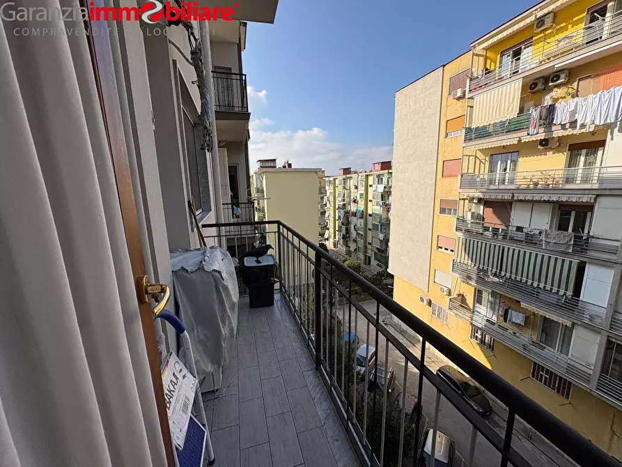 Immagine 17 di Appartamento in vendita  in Via Consalvo a Napoli