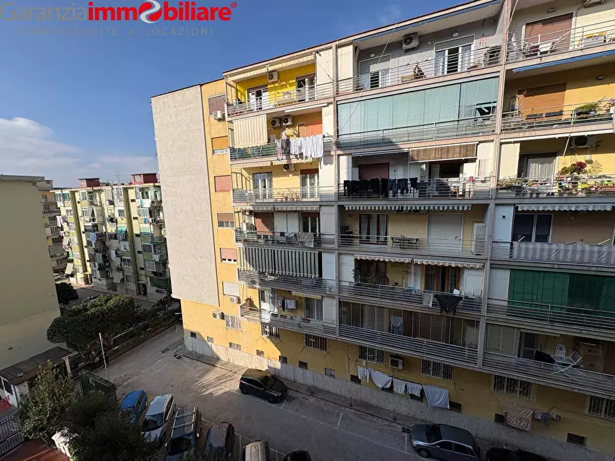 Immagine 25 di Appartamento in vendita  in Via Consalvo a Napoli