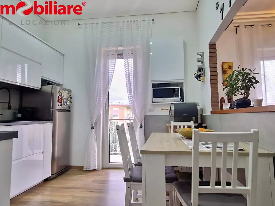 Immagine 3 di Appartamento in vendita  in Via Paolo Piccirillo a Casoria