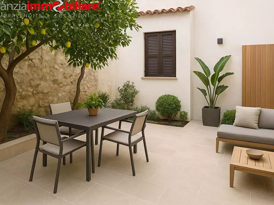 Immagine 26 di Appartamento in vendita  in Via Della Veterinaria a Napoli