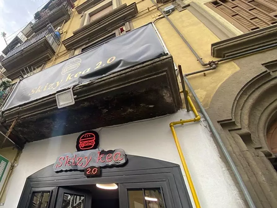 Immagine 7 di Locale commerciale in vendita  in Via Concezio Muzii a Napoli