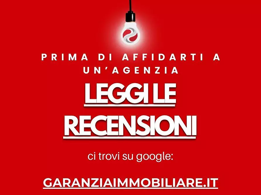 Immagine 2 di Appartamento in vendita  in Via Marco Aurelio Severino a Napoli