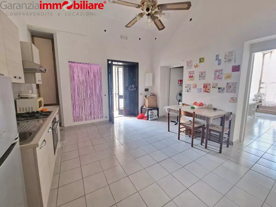 Immagine 3 di Appartamento in vendita  in Via Cesare Rosaroll a Napoli