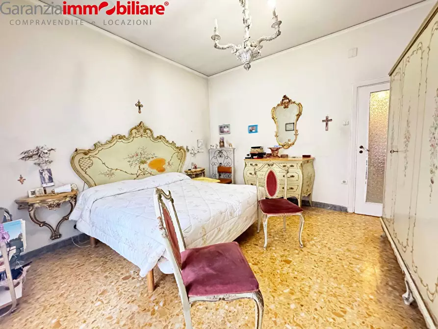 Immagine 10 di Appartamento in vendita  in Via Marco Aurelio Severino a Napoli