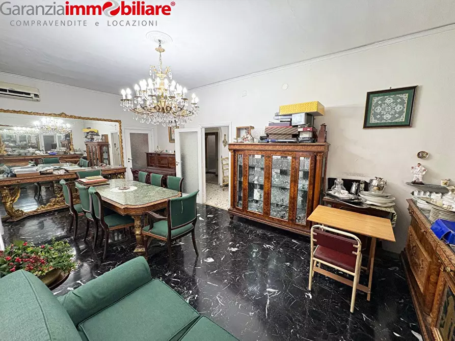 Immagine 7 di Appartamento in vendita  in Via Marco Aurelio Severino a Napoli
