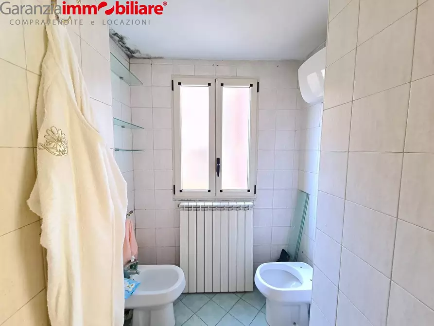 Immagine 9 di Appartamento in vendita  in Via Arenaccia a Napoli