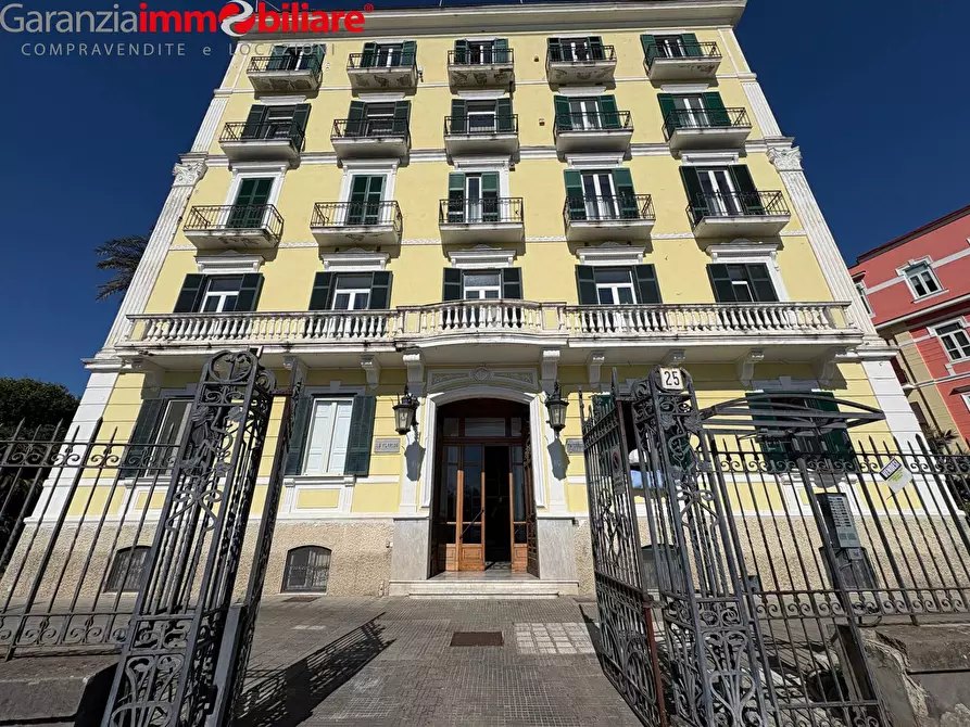 appartamento in vendita a Napoli in zona Posillipo