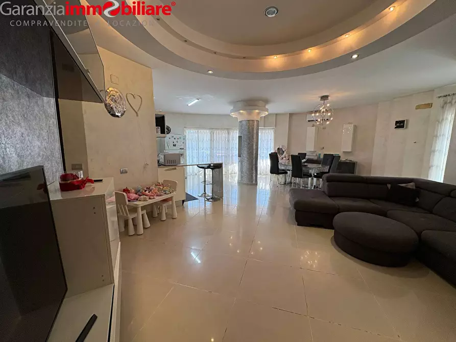 Immagine 1 di Appartamento in vendita  in Via Nicola Nicolini a Napoli