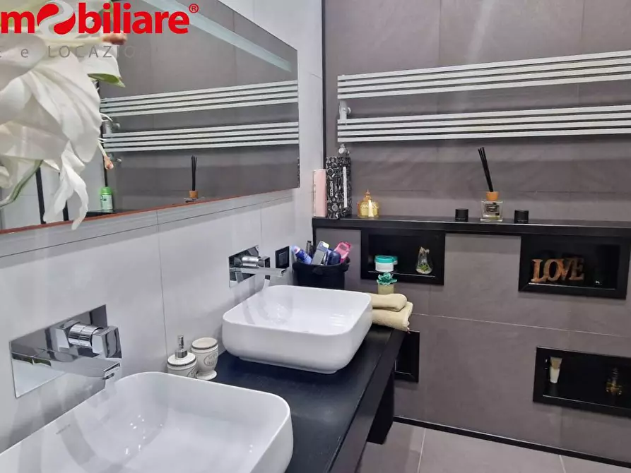 Immagine 20 di Appartamento in vendita  in Via Arenaccia a Napoli