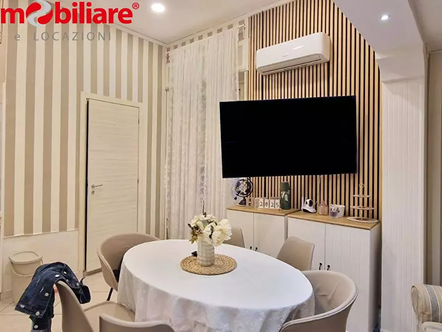 Immagine 1 di Appartamento in vendita  in Via Nicola Nicolini a Napoli