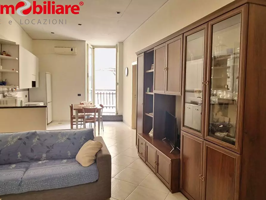 Immagine 1 di Appartamento in vendita  in Via Francesco Girardi a Napoli