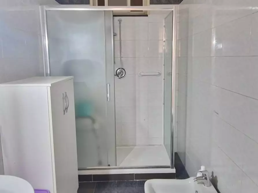 Immagine 17 di Appartamento in vendita  in Via Francesco Girardi a Napoli