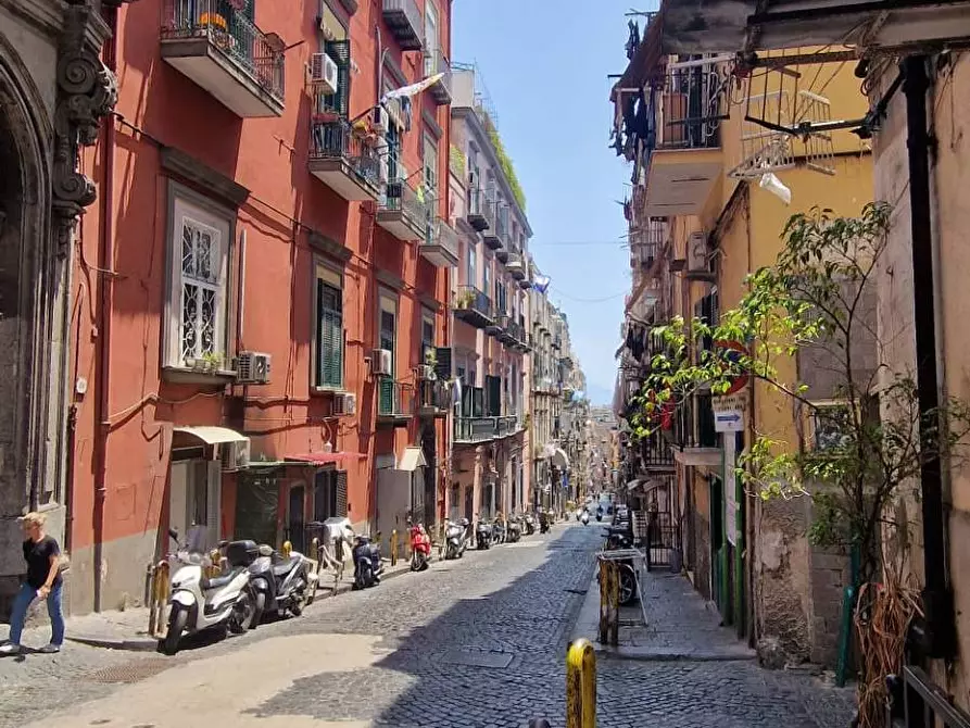 Immagine 28 di Appartamento in vendita  in Via Francesco Girardi a Napoli