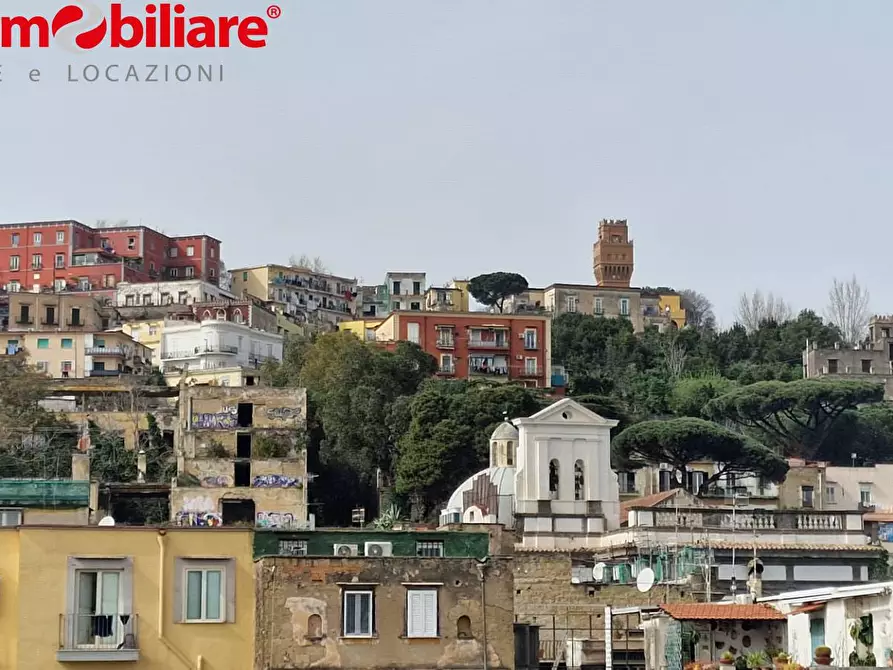 Immagine 17 di Appartamento in vendita  in Via Michele Tenore a Napoli