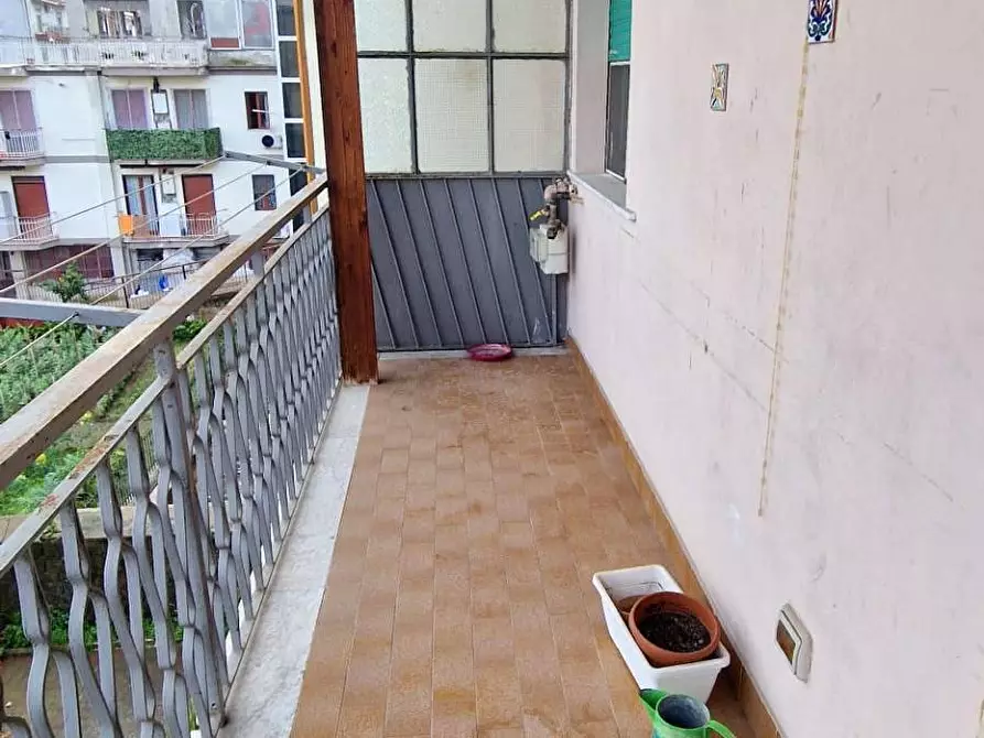 Immagine 15 di Appartamento in affitto  in via vittorio veneto a Napoli