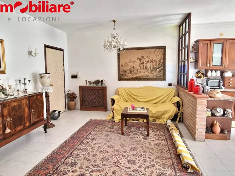 Immagine 3 di Appartamento in vendita  in Via Alcide Cervi a Napoli