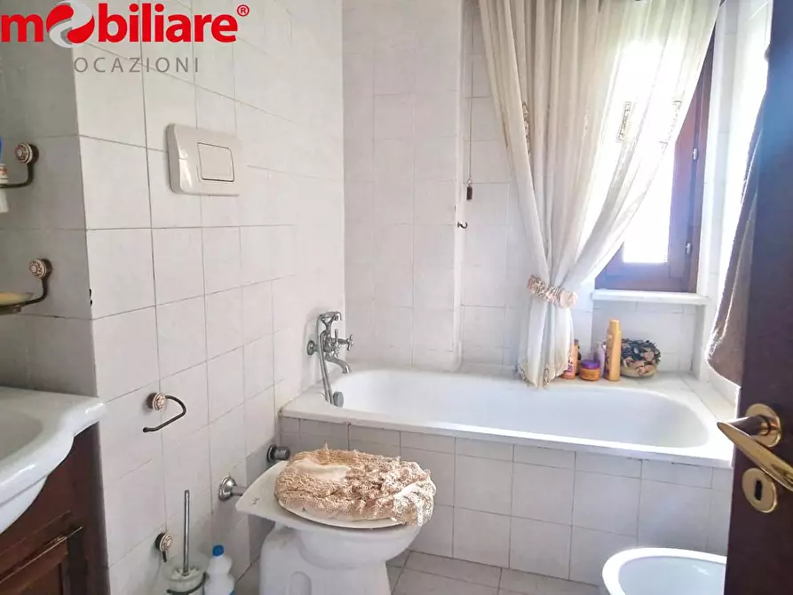 Immagine 15 di Appartamento in vendita  in Via Alcide Cervi a Napoli