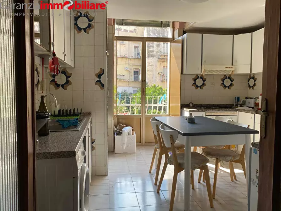 Immagine 2 di Appartamento in vendita  in Vico Paradiso Alla Salute a Napoli