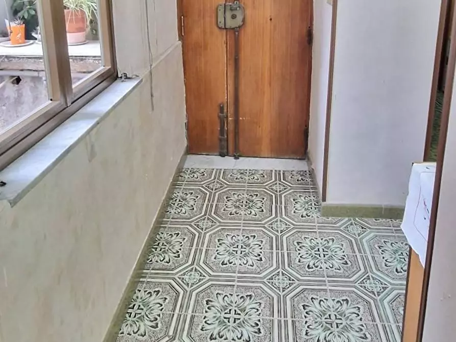 Immagine 9 di Appartamento in vendita  in Vico Paradiso Alla Salute a Napoli