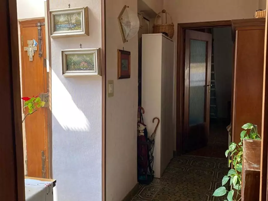 Immagine 12 di Appartamento in vendita  in Vico Paradiso Alla Salute a Napoli