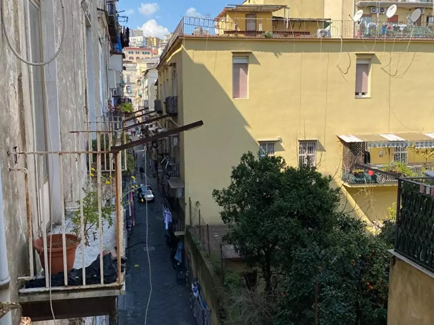Immagine 23 di Appartamento in vendita  in Vico Paradiso Alla Salute a Napoli