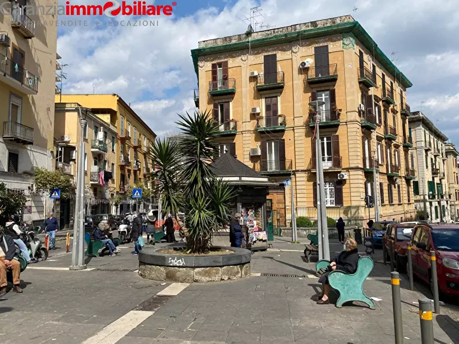Immagine 25 di Appartamento in vendita  in Vico Paradiso Alla Salute a Napoli