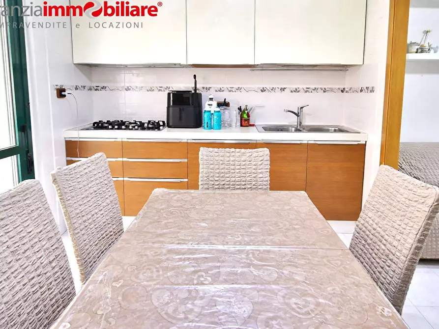 Immagine 6 di Appartamento in vendita  in via prima traversa antica giardini a Giugliano In Campania