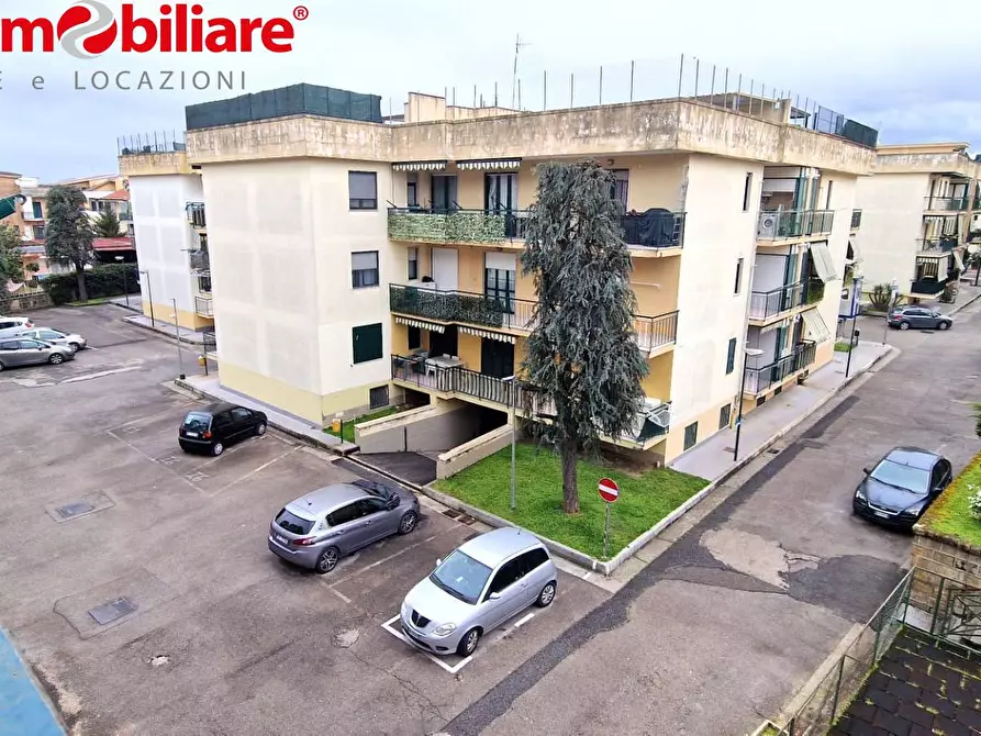 Immagine 25 di Appartamento in vendita  in via prima traversa antica giardini a Giugliano In Campania